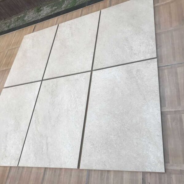 Hammerstone Beige 600X900 Outdoor Porcelain Tile Real